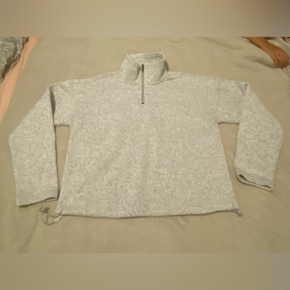 Thread & Supply Sweaters - Thread & Supply Women's XSmall 1/4 Zip
Gray Pullover Crop Sweater Sweatshirt